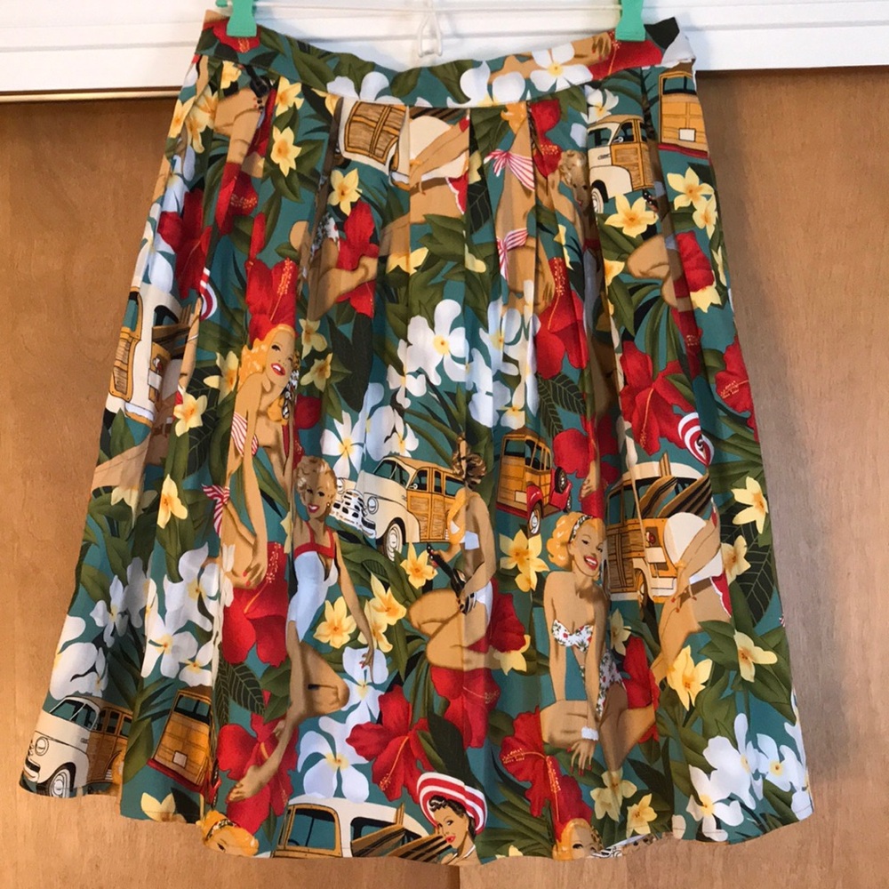 Hawaiian/Novelty print skirt Grace Karin pockets zipper 2  buttons fla…